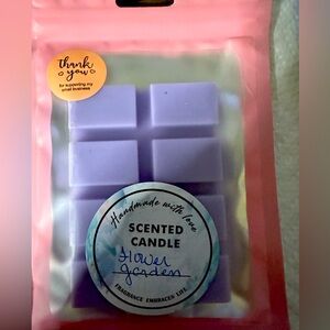 6 pack Soy wax mini melts. Flower garden scent.